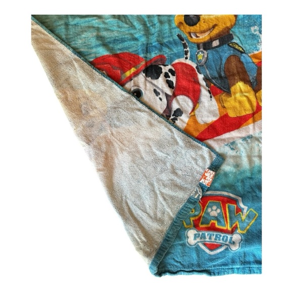 Paw Patrol Adventure Beach Towel - Blue and Red - Picture 2 of 2